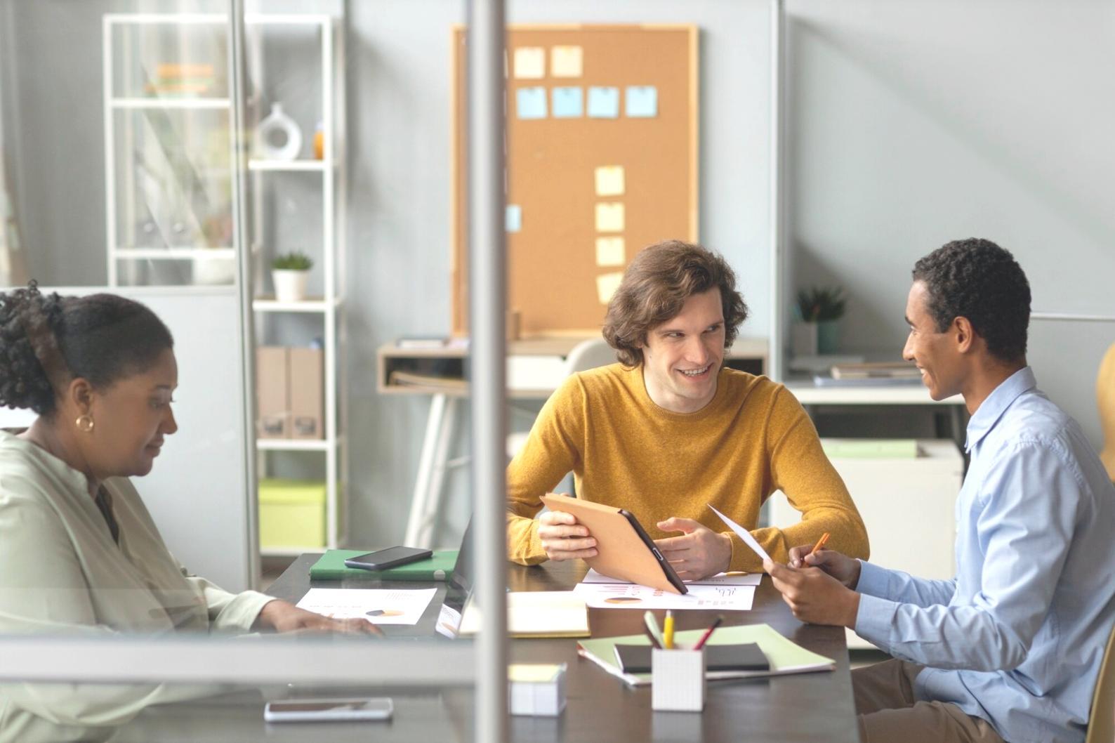 MyEvalio Finanzteam bei der Arbeit